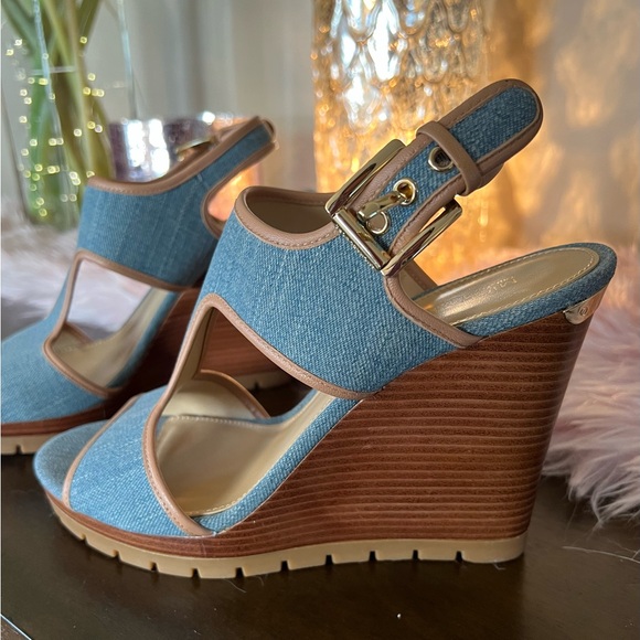 KORS Michael Kors Blue and Tan Wedge Sandals - Picture 2 of 7